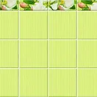 Панель ПВХ Яблоневый цвет зеленый фон